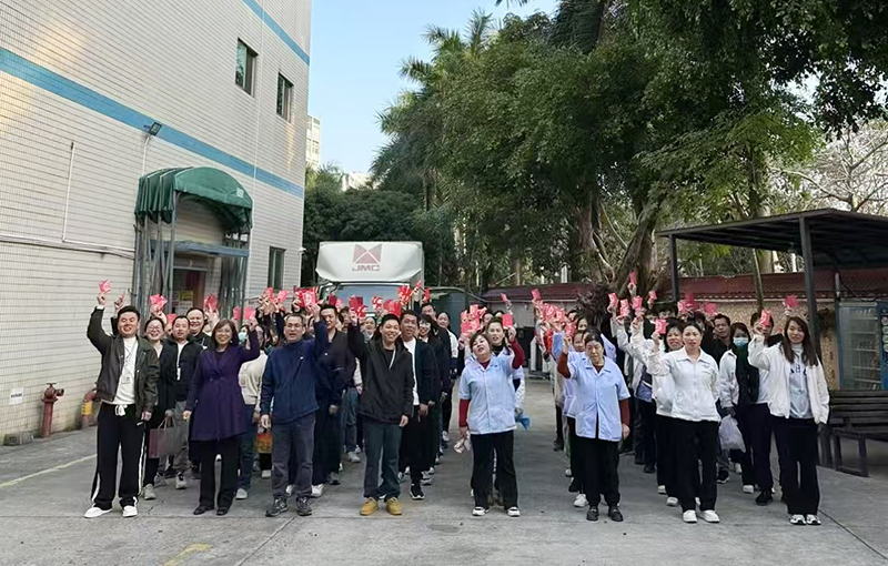 春节的喜庆气氛仍未消散，新的征程已然拉开序幕。七七视频手机APP今日正式开工啦！！